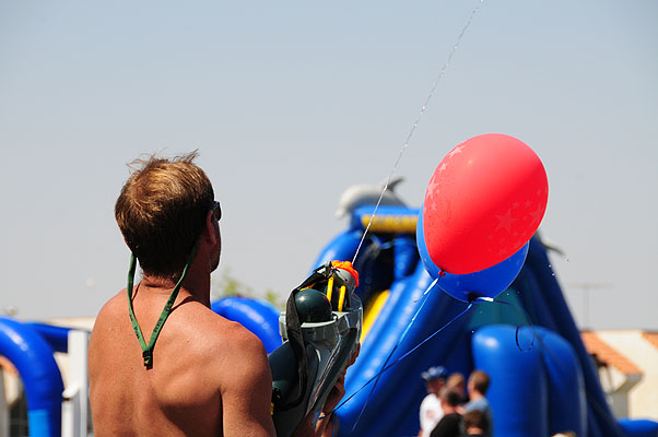 DSC_0489.jpg (4288x2848) NIKON D300 - 18-200mm f/3.5-5.6 // F9 // 1/1000 sec // ISO 400 // 150,0 mm // no Flash // 2008:07:04 10:34:15 DSC_0489.jpg (4288x2848) NIKON D300 - 18-200mm f/3.5-5.6 // F9 // 1/1000 sec // ISO 400 // 150,0 mm // no Flash // 2008:07:04 10:34:15